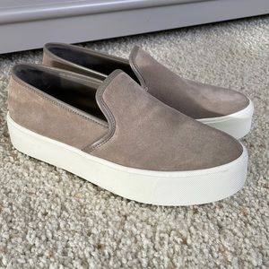 **SOLD** Vince platform sneakers sz 6.5 grey-tan